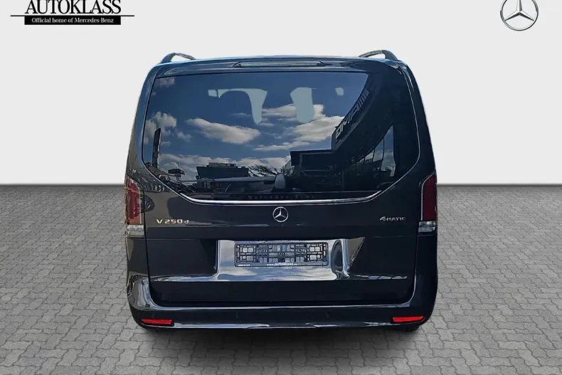 Mercedes-Benz V din 2025 cu 4.500 km - oferta MER192858 - foto 4