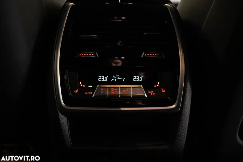 BMW XM (Seria X) din 2025 cu 7.457 km - oferta BMW192866 - foto 16