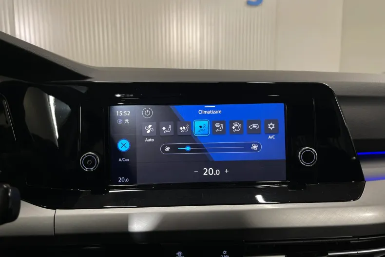 Volkswagen Golf din 2021 cu 74.700 km - oferta VOL192870 - foto 18