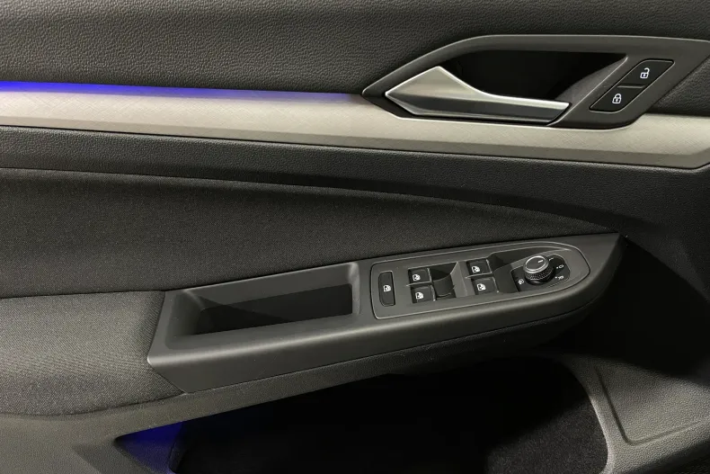 Volkswagen Golf din 2021 cu 74.700 km - oferta VOL192870 - foto 19