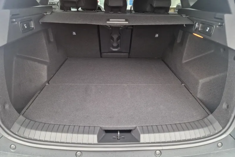 Dacia Bigster din 2025 cu 1.733 km - oferta DAC192880 - foto 4