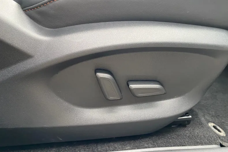 MG HS din 2025 cu 7.880 km - oferta MG0192883 - foto 12