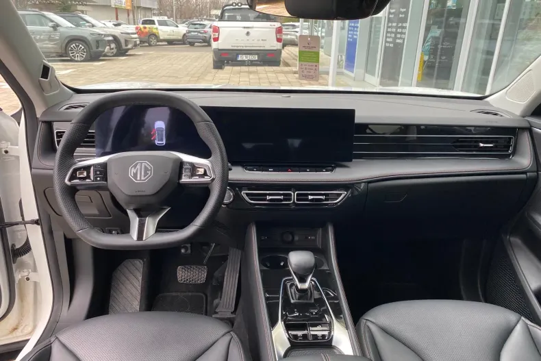 MG HS din 2025 cu 7.880 km - oferta MG0192883 - foto 13