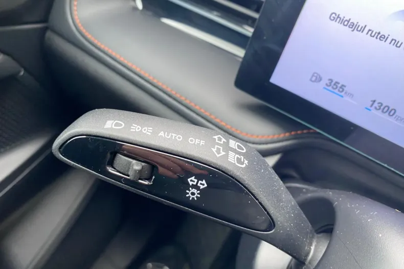 MG HS din 2025 cu 7.880 km - oferta MG0192883 - foto 21