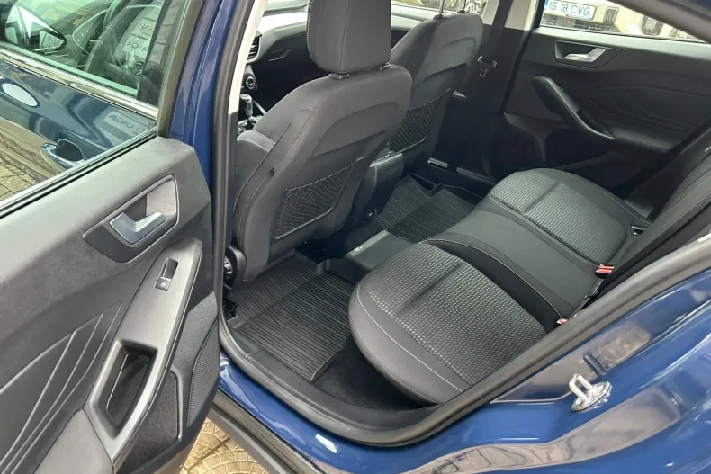 Ford Focus din 2020 cu 103.900 km - oferta FOR192884 - foto 9