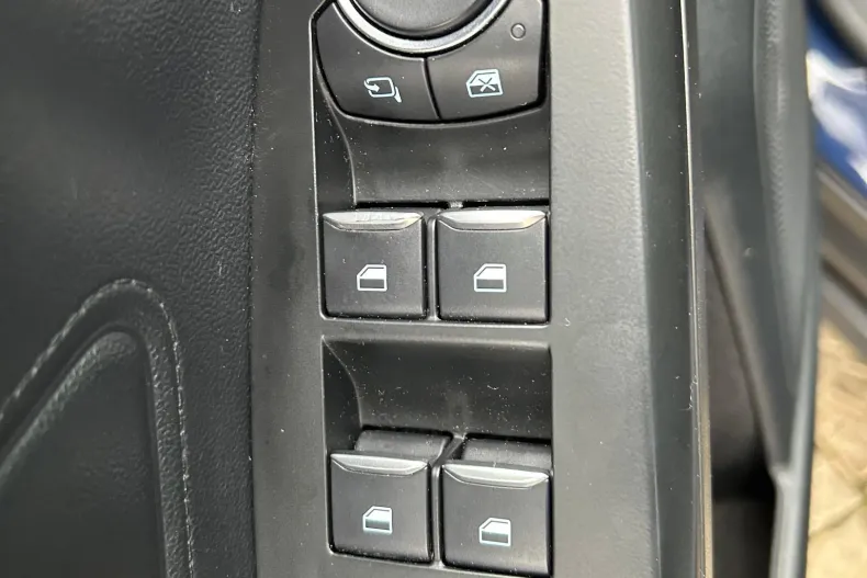 Ford Focus din 2020 cu 103.900 km - oferta FOR192884 - foto 11