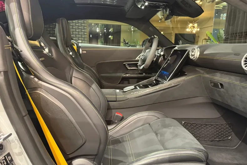 Mercedes-Benz AMG GT (Clasa GT) din 2024 cu 39.000 km - oferta MER192895 - foto 23