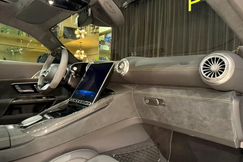 Mercedes-Benz AMG GT (Clasa GT) din 2024 cu 39.000 km - oferta MER192895 - foto 24