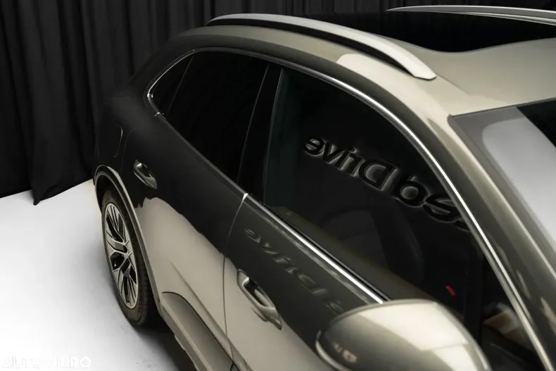 Porsche Macan din 2025 cu 10.500 km - oferta POR192899 - foto 4