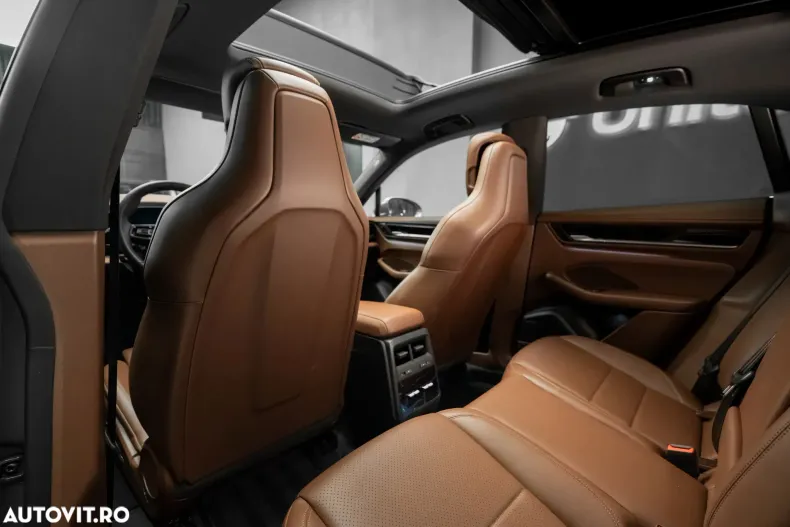 Porsche Macan din 2025 cu 10.500 km - oferta POR192899 - foto 30
