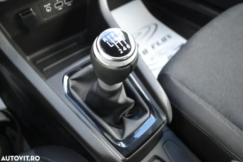 Renault Clio din 2022 cu 41.471 km - oferta REN192917 - foto 29