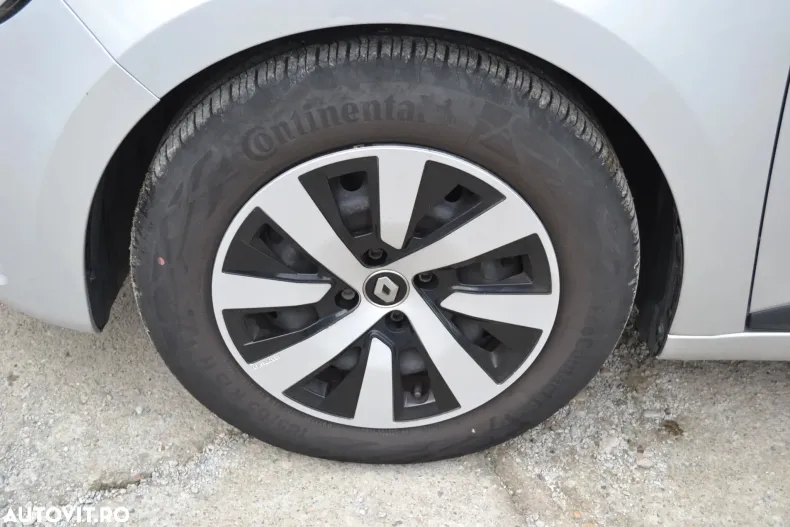 Renault Clio din 2022 cu 41.471 km - oferta REN192917 - foto 32