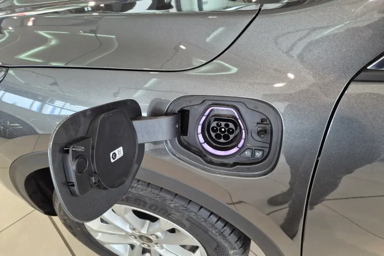 Ford Kuga din 2025 cu 1 km - oferta FOR192918 - foto 9