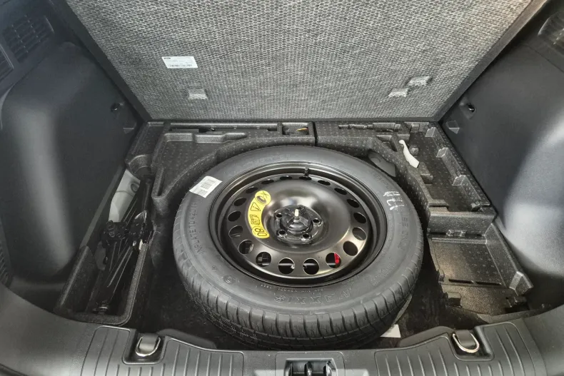 Ford Kuga din 2025 cu 1 km - oferta FOR192918 - foto 12