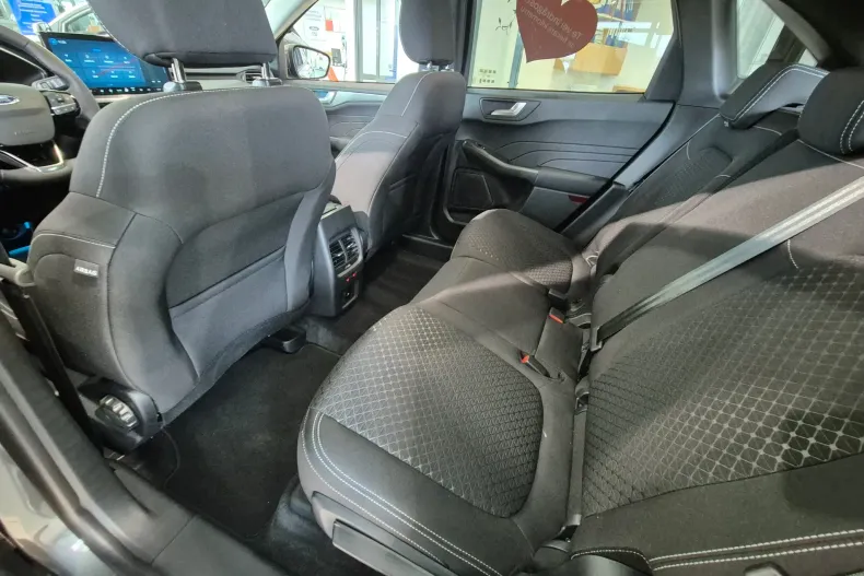 Ford Kuga din 2025 cu 1 km - oferta FOR192918 - foto 14