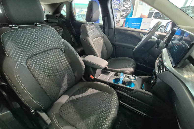 Ford Kuga din 2025 cu 1 km - oferta FOR192918 - foto 21