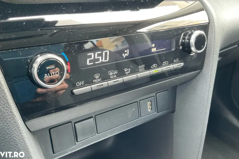 Toyota Yaris Cross din 2022 cu 102.019 km - oferta TOY192920 - foto 18