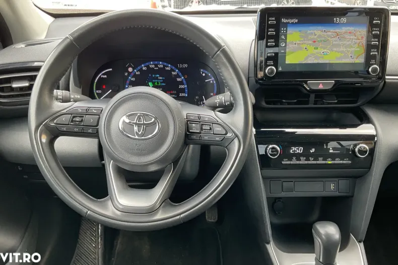 Toyota Yaris Cross din 2022 cu 102.019 km - oferta TOY192920 - foto 23