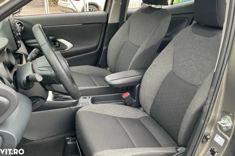 Toyota Yaris Cross din 2022 cu 93.461 km - oferta TOY192921 - foto 22