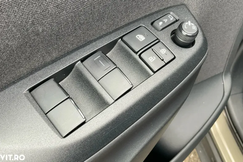 Toyota Yaris Cross din 2022 cu 93.461 km - oferta TOY192921 - foto 33