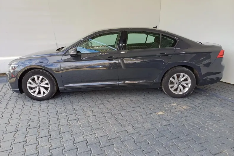 Volkswagen Passat din 2021 cu 62.835 km - oferta VOL192927 - foto 2