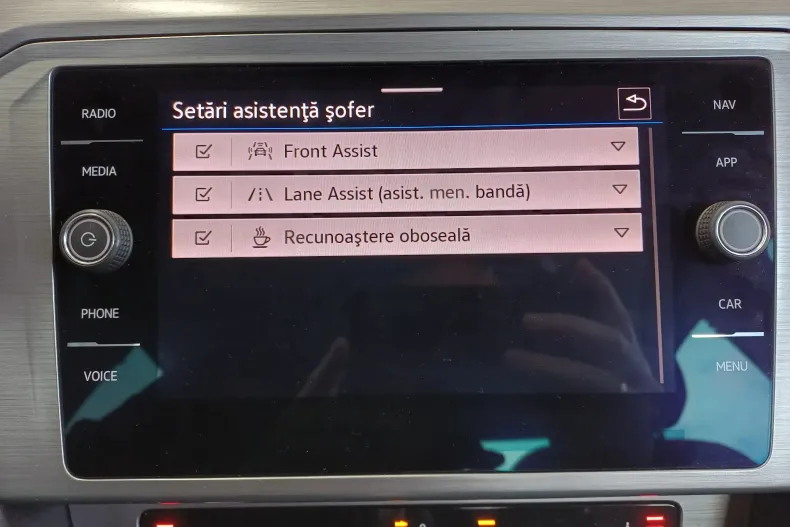 Volkswagen Passat din 2021 cu 62.835 km - oferta VOL192927 - foto 27