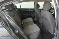 Volkswagen Passat din 2021 cu 62.835 km - oferta VOL192927 - foto 33