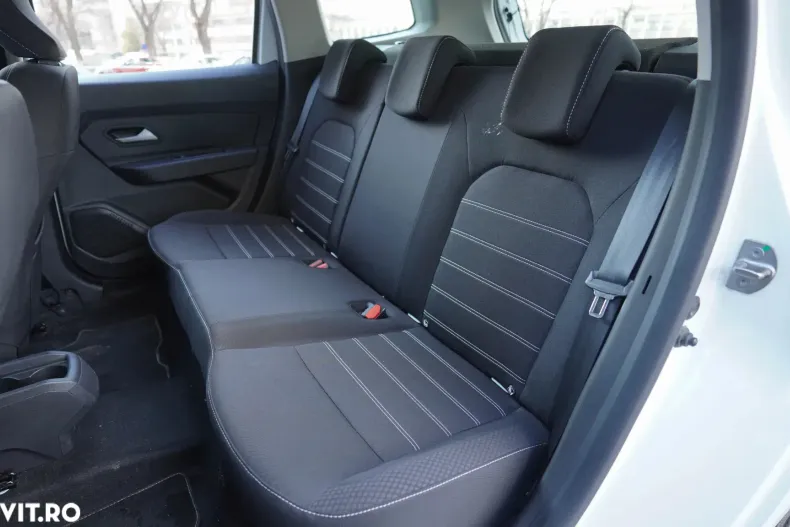 Dacia Duster din 2023 cu 28.550 km - oferta DAC192928 - foto 34