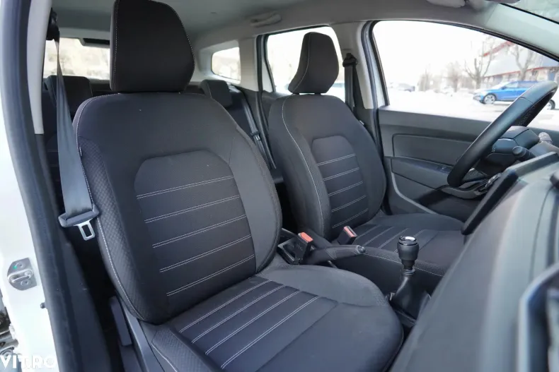 Dacia Duster din 2023 cu 28.550 km - oferta DAC192928 - foto 40