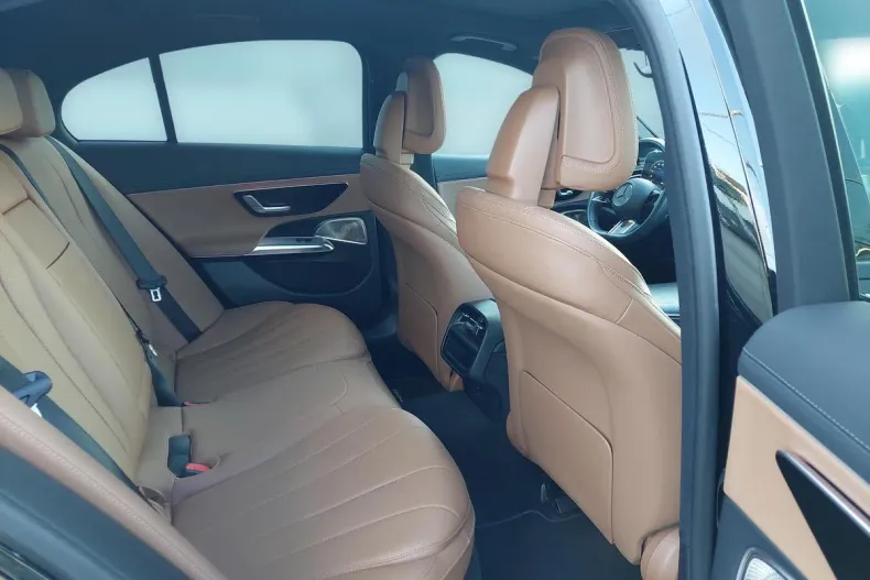 Mercedes-Benz E din 2025 cu 26.604 km - oferta MER192929 - foto 14