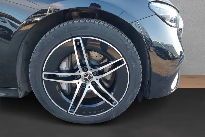 Mercedes-Benz E din 2025 cu 26.604 km - oferta MER192929 - foto 15