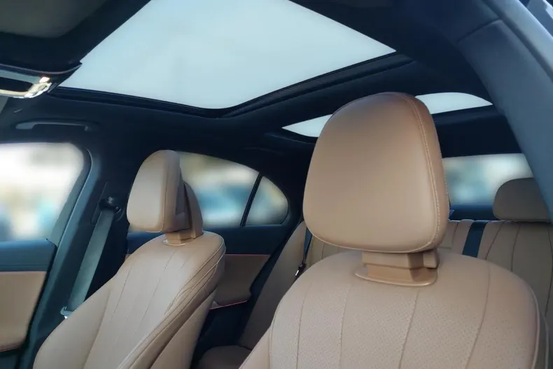 Mercedes-Benz E din 2025 cu 26.604 km - oferta MER192929 - foto 19