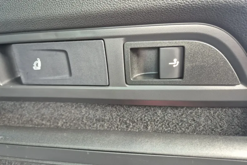 Skoda Kodiaq din 2022 cu 150.369 km - oferta SKO192935 - foto 32