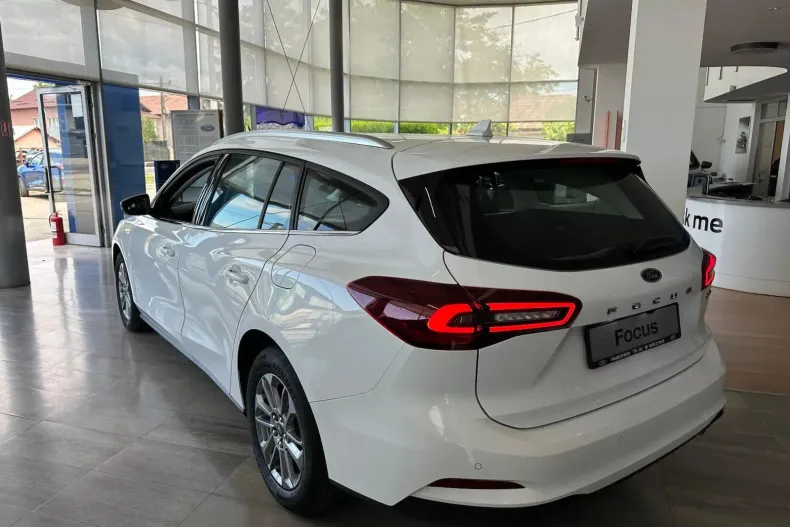 Ford Focus din 2022 cu 21.000 km - oferta FOR192938 - foto 4