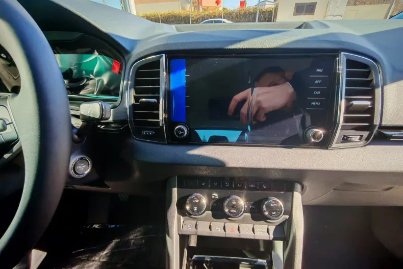 Skoda Karoq din 2026 cu 5 km - oferta SKO192942 - foto 16