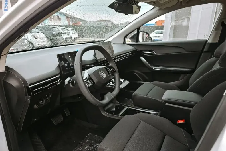 MG MG4 din 2025 cu 1 km - oferta MG0192952 - foto 11