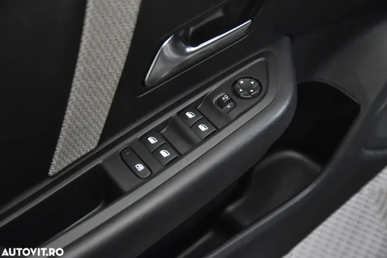 Citroën C4 din 2023 cu 90.842 km - oferta CIT192955 - foto 13