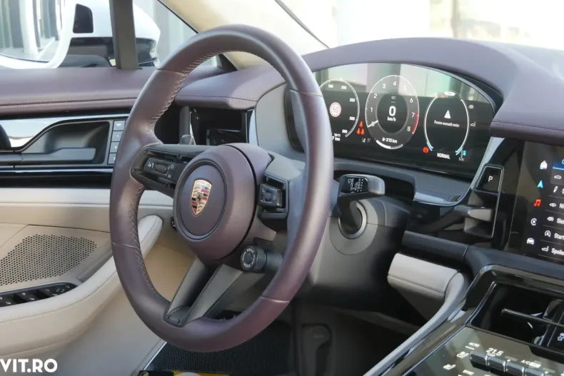 Porsche Panamera din 2025 cu 5.706 km - oferta POR192962 - foto 32