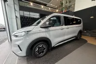 Ford Tourneo din 2024 cu 9.630 km - oferta FOR192964 - foto 1