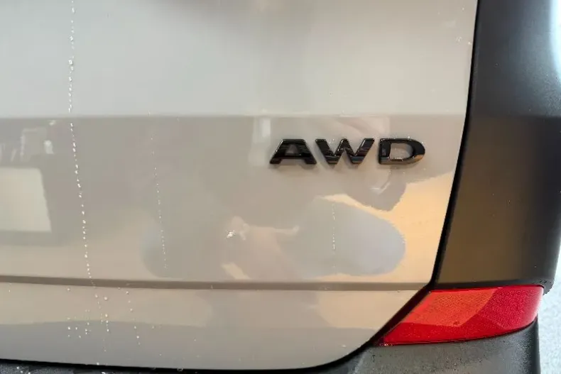 Ford Tourneo din 2024 cu 9.630 km - oferta FOR192964 - foto 19