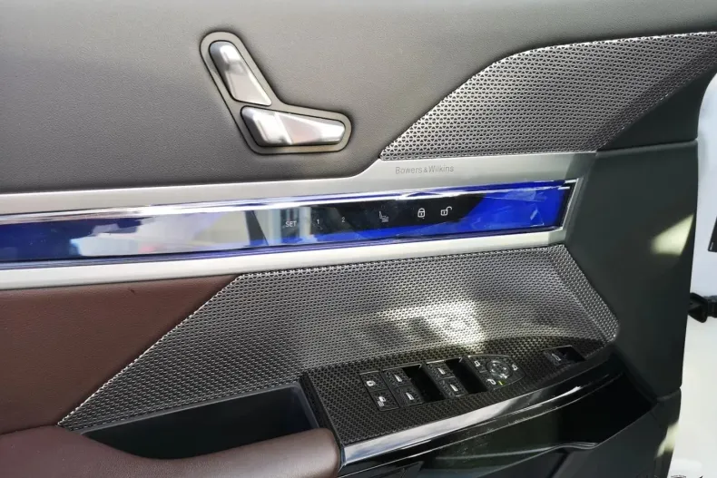 BMW 740d (Seria 7) din 2022 cu 95.894 km - oferta BMW192965 - foto 13