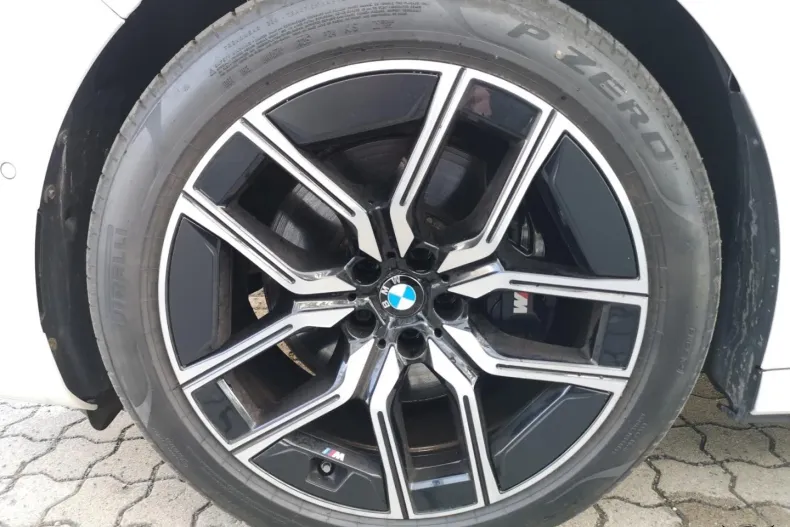 BMW 740d (Seria 7) din 2022 cu 95.894 km - oferta BMW192965 - foto 25