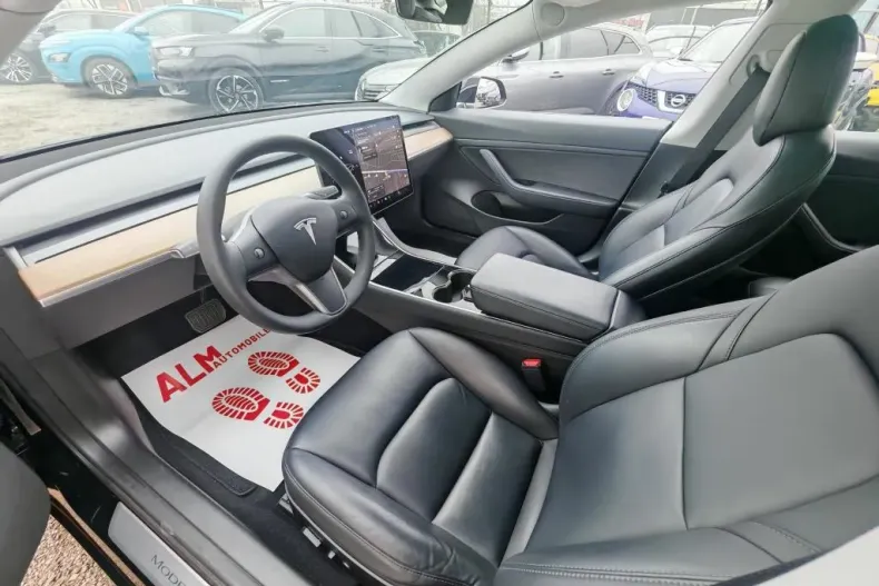 Tesla Model 3 din 2021 cu 100.900 km - oferta TES192973 - foto 4