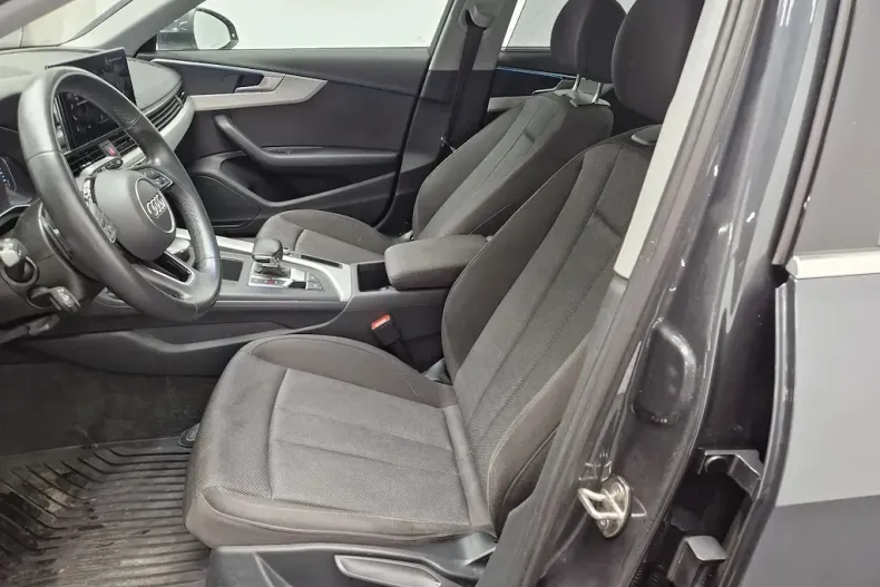 Audi A4 din 2021 cu 85.996 km - oferta AUD192979 - foto 6