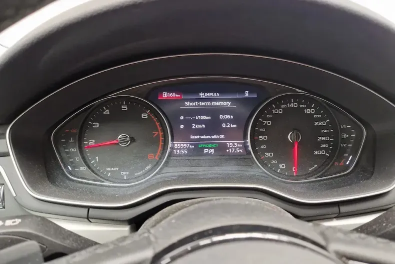 Audi A4 din 2021 cu 85.996 km - oferta AUD192979 - foto 8