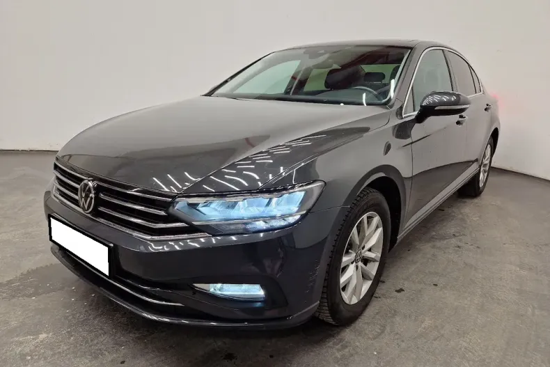 Volkswagen Passat din 2021 cu 104.159 km - oferta VOL192981 - foto 2