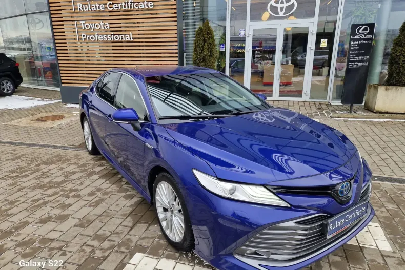 Toyota Camry din 2021 cu 154.378 km - oferta TOY192982 - foto 1