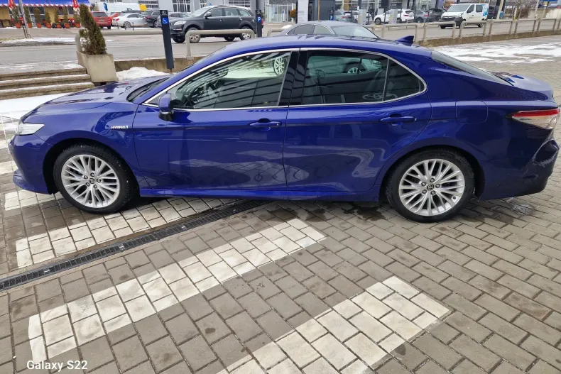 Toyota Camry din 2021 cu 154.378 km - oferta TOY192982 - foto 4