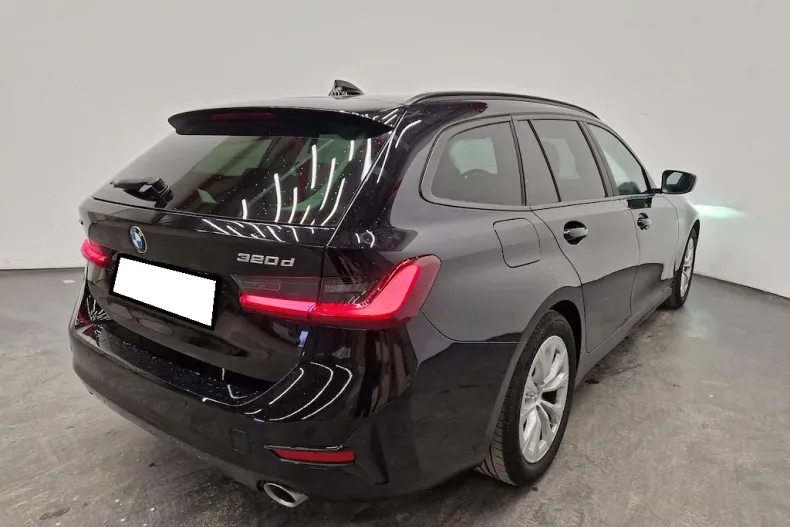 BMW 320d (Seria 3) din 2021 cu 83.965 km - oferta BMW192983 - foto 3