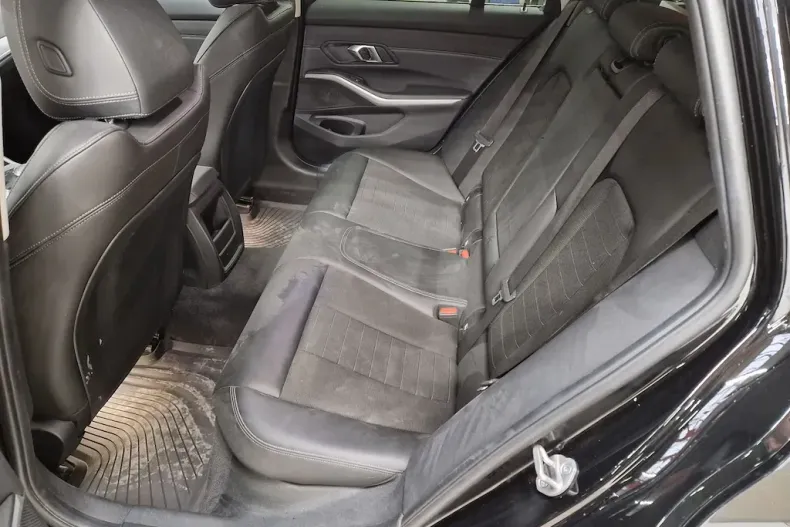 BMW 320d (Seria 3) din 2021 cu 83.965 km - oferta BMW192983 - foto 11